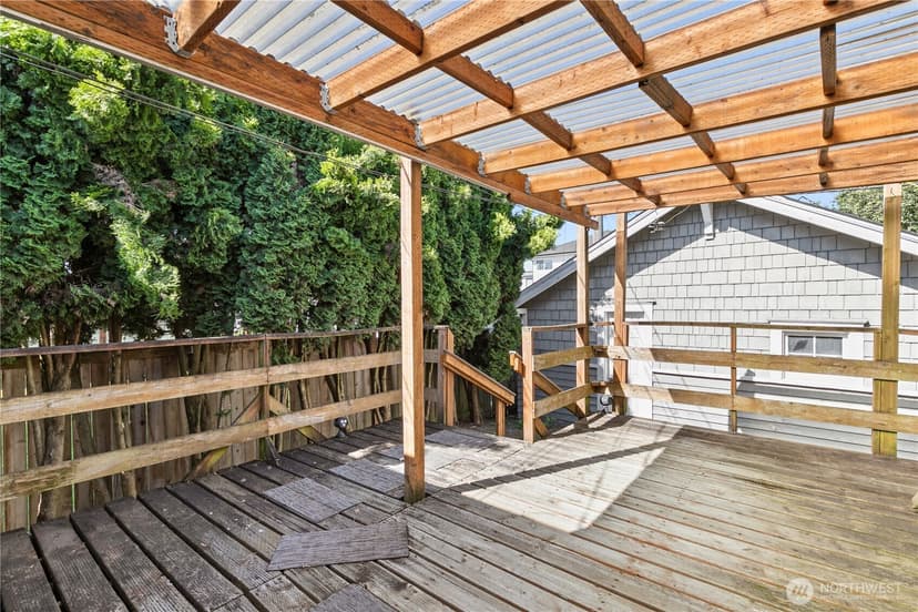 Property photo for 630 N Oakes Street, Tacoma photo 13