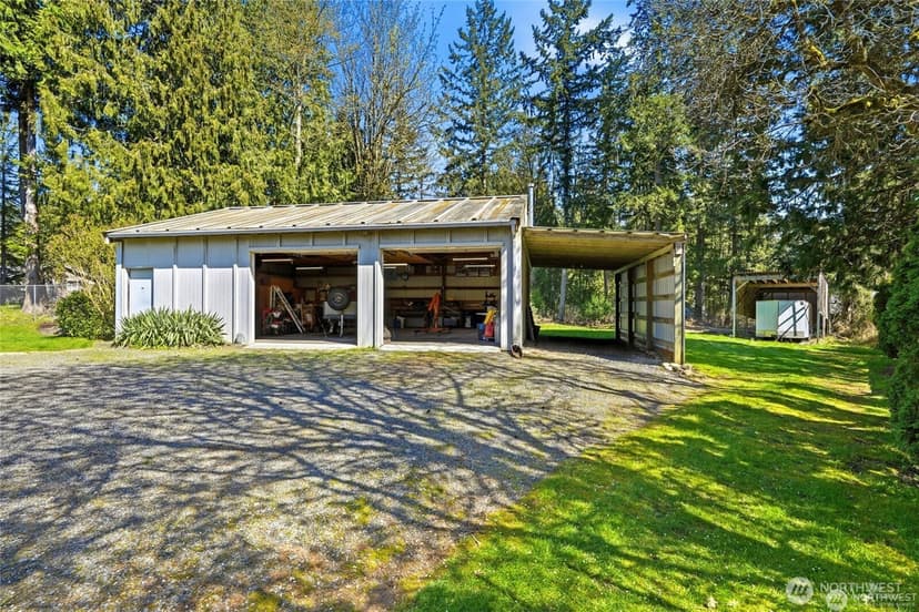 Property photo for 17627 40th Avenue NW, Stanwood photo 18