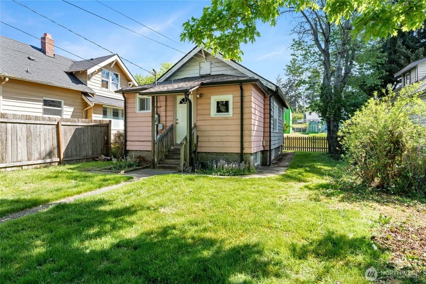Property photo for 1914 S Cushman Avenue, Tacoma photo 14