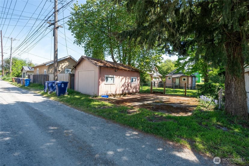 Property photo for 1914 S Cushman Avenue, Tacoma photo 19