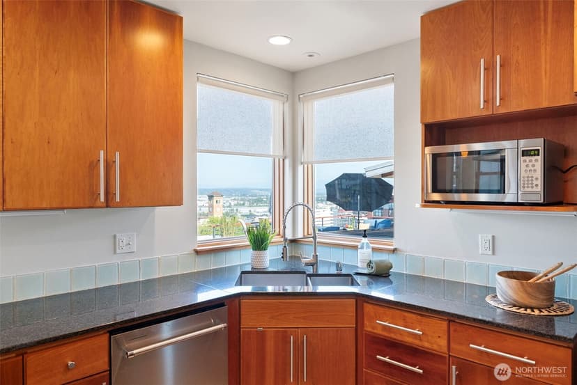 Property photo for 609 Fawcett Avenue, Tacoma photo 17