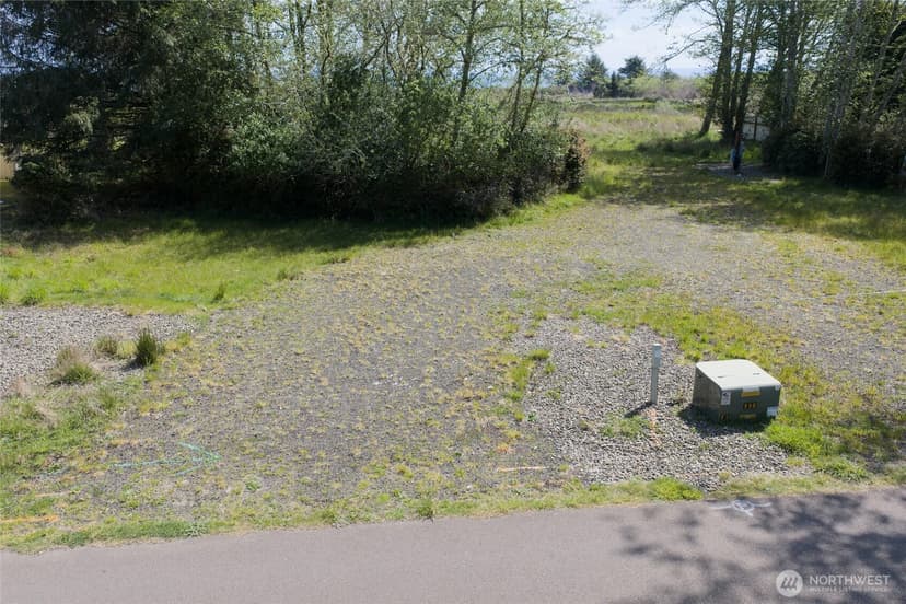 Property photo for 308 & 312 Olympic View Avenue NE, Ocean Shores photo 25