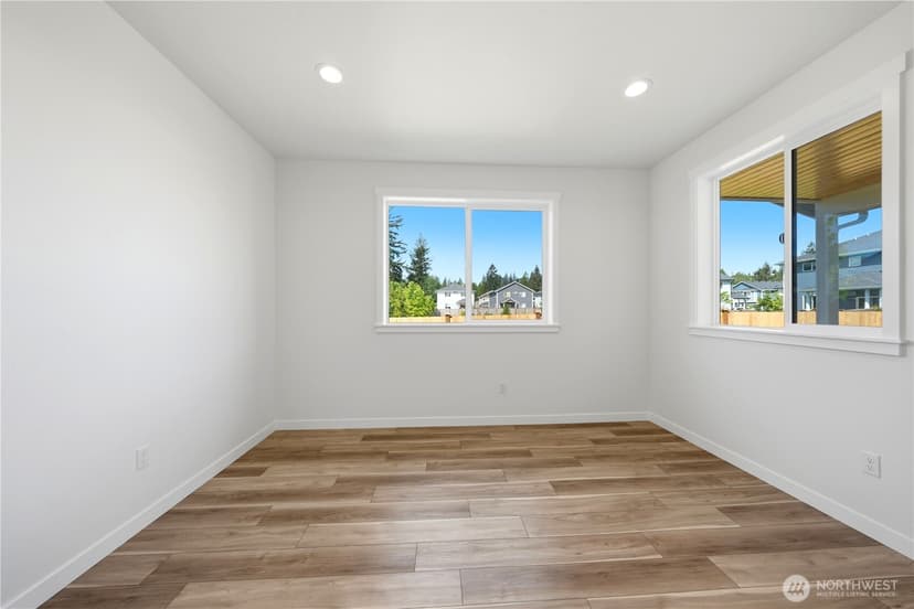 Property photo for 17802 26th Drive NE, Marysville photo 11