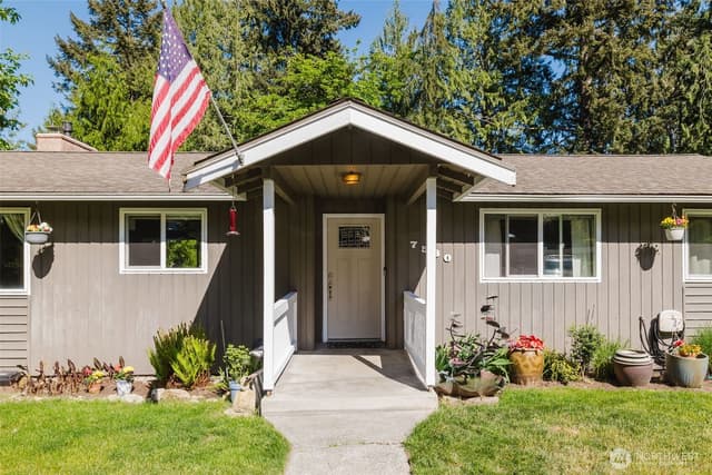 Property photo for 7530 Navajo Trail NE, Bremerton photo 2