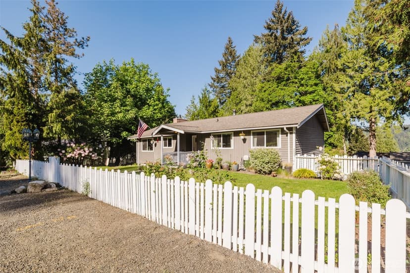 Property photo for 7530 Navajo Trail NE, Bremerton
