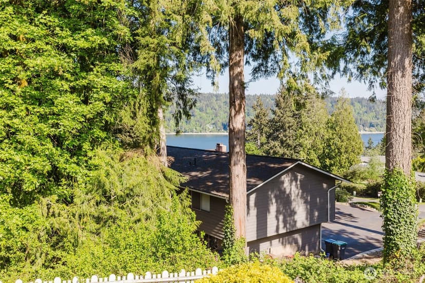 Property photo for 7530 Navajo Trail NE, Bremerton photo 32