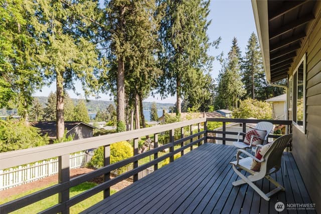 Property photo for 7530 Navajo Trail NE, Bremerton photo 5