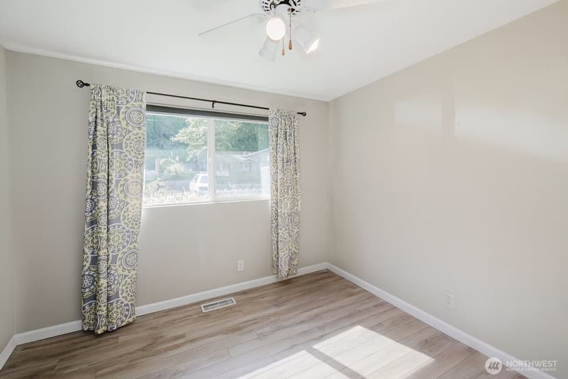 Property photo for 7530 Navajo Trail NE, Bremerton photo 20