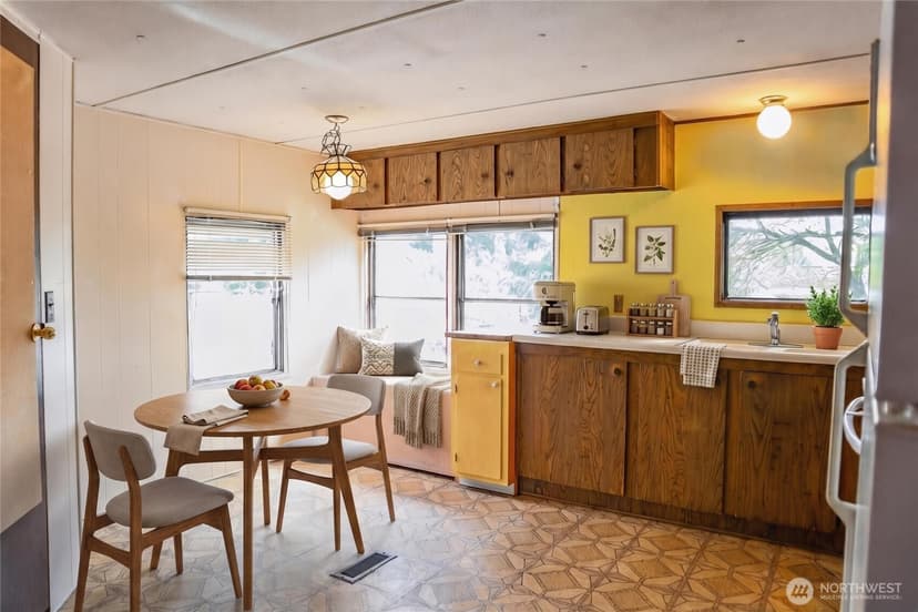 Property photo for 7301 NE 175th Street #303, Kenmore photo 8