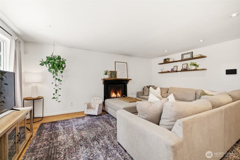 Property photo for 3902 101st Street SW, Lakewood photo 7