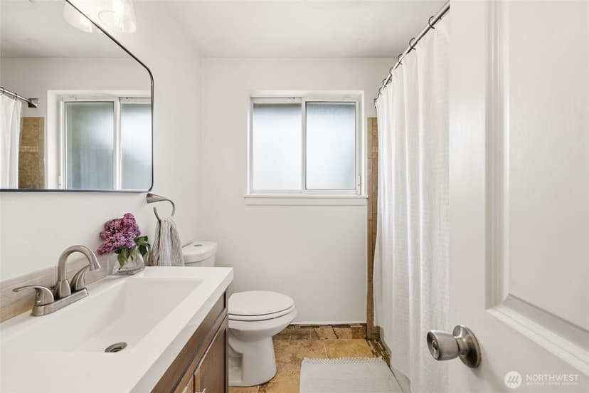 Property photo for 3902 101st Street SW, Lakewood photo 22