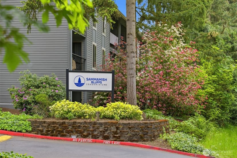 Property photo for 4737 W Lake Sammamish Parkway SE #A202, Issaquah photo 25