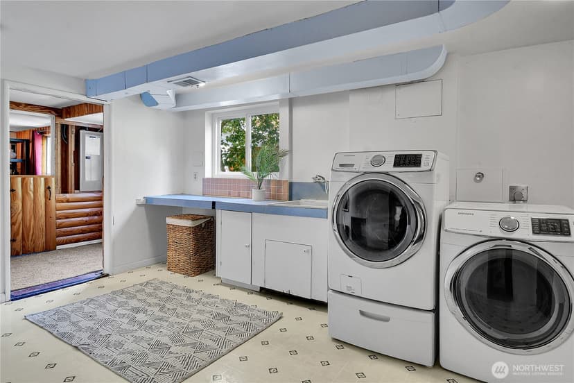 Property photo for 12727 Dayton Avenue N, Seattle photo 29