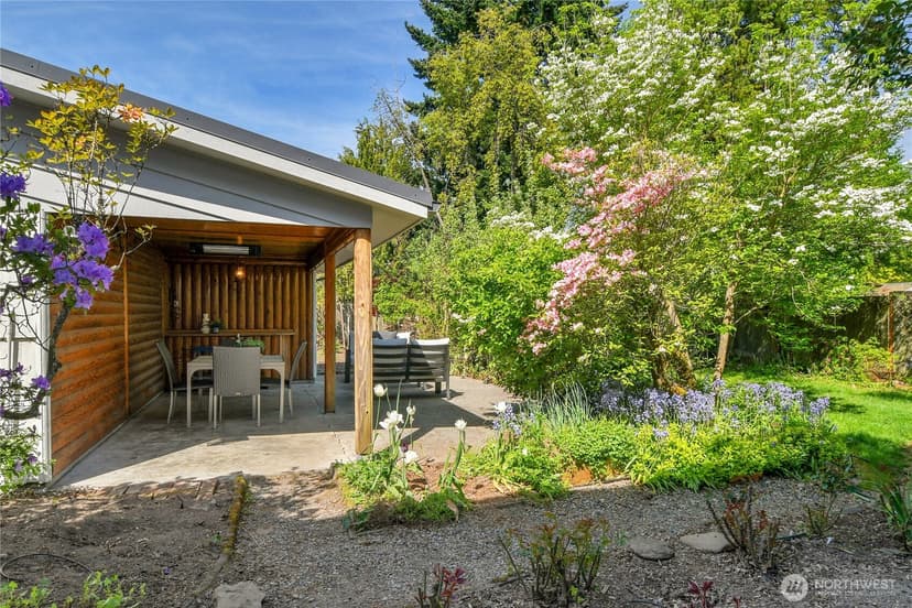 Property photo for 12727 Dayton Avenue N, Seattle photo 22