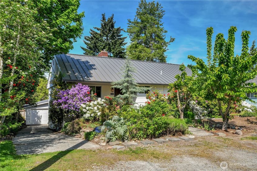 Property photo for 12727 Dayton Avenue N, Seattle photo 33