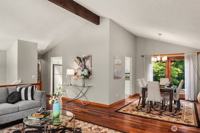 Property photo for 21331 2nd Avenue SE, Bothell photo 4