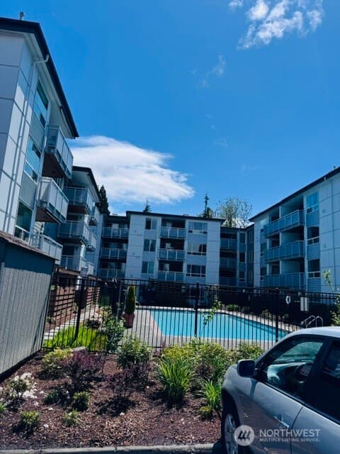 Property photo for 10501 8th Avenue NE #206, Seattle photo 21