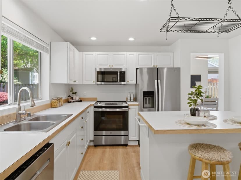 Property photo for 3803 Crystal Ridge Drive SE, Puyallup photo 15