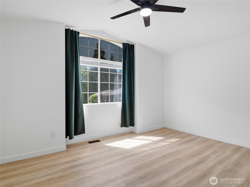 Property photo for 3803 Crystal Ridge Drive SE, Puyallup photo 32