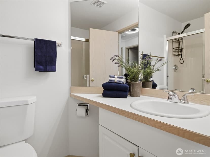 Property photo for 3803 Crystal Ridge Drive SE, Puyallup photo 21