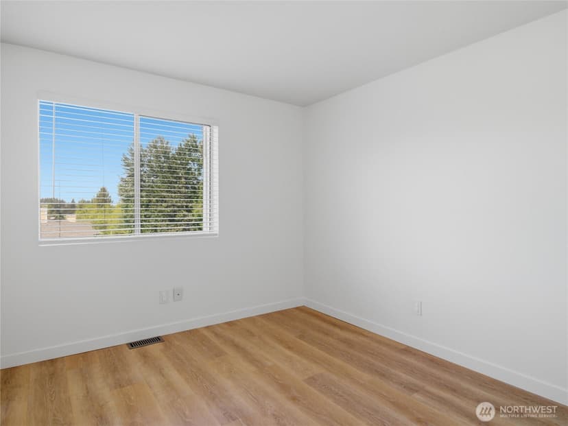 Property photo for 3803 Crystal Ridge Drive SE, Puyallup photo 29