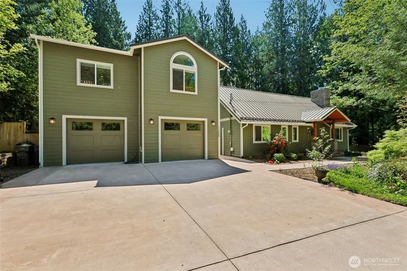 Property photo for 17308 58th Street SE, Snohomish photo 2