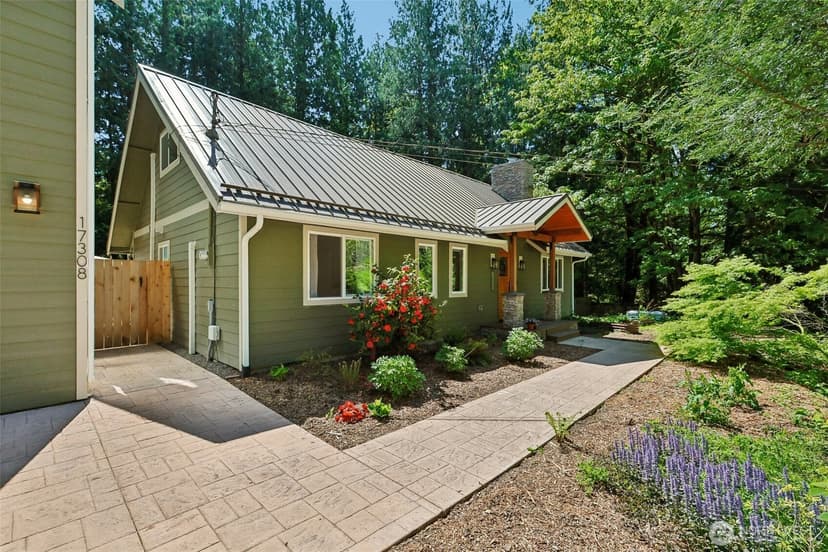 Property photo for 17308 58th Street SE, Snohomish photo 3