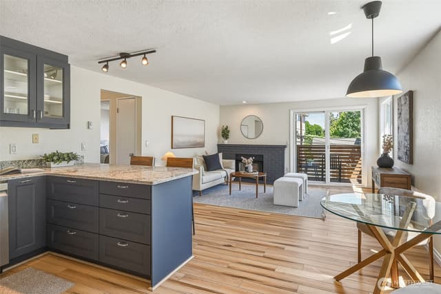Property photo for 6513 24th Avenue NW #4, Seattle photo 3