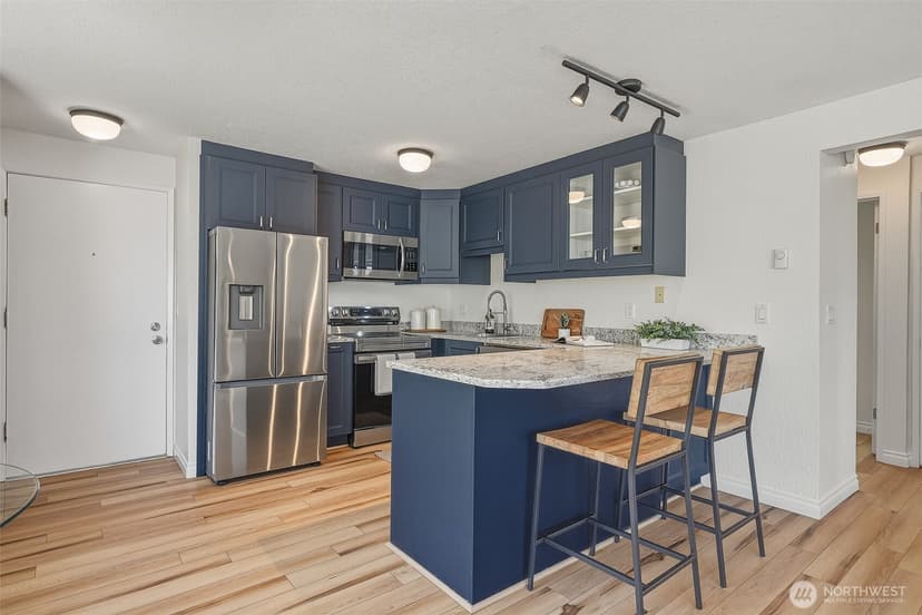 Property photo for 6513 24th Avenue NW #4, Seattle photo 6