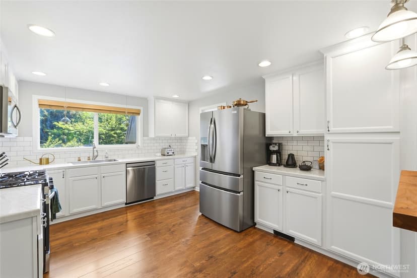 Property photo for 5208 191st Street SW, Lynnwood photo 12