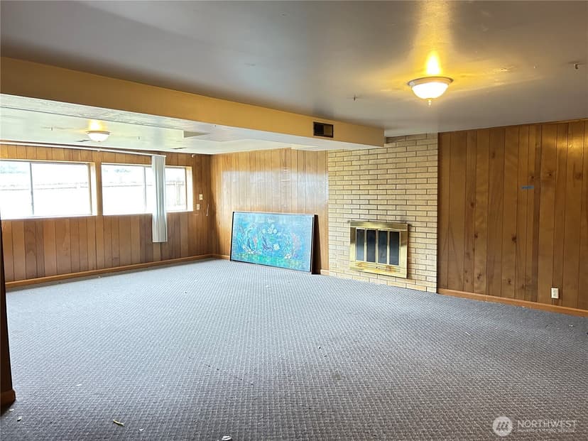 Property photo for 11718 5th Avenue NE, Seattle photo 20