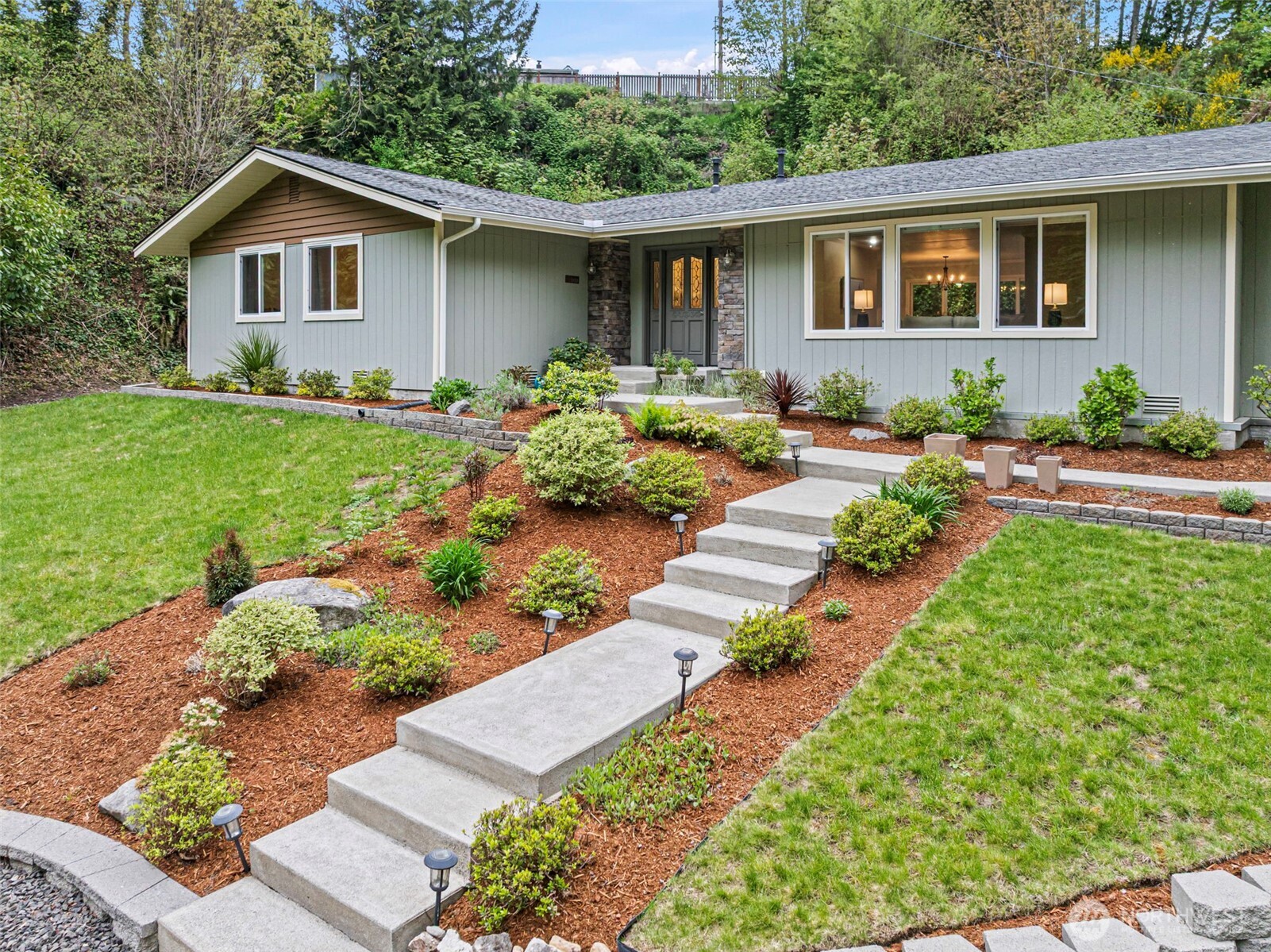 Property photo for 1108 Olney Avenue E, Port Orchard photo 2