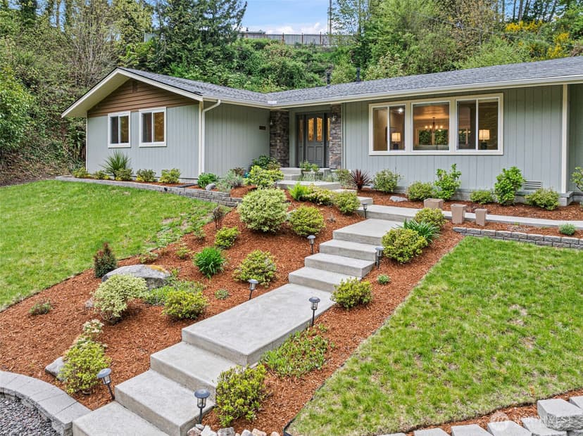 Property photo for 1108 Olney Avenue E, Port Orchard photo 2