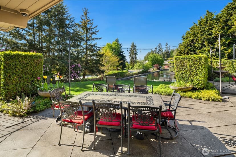 Property photo for 3111 Hunts Point Circle, Hunts Point photo 11