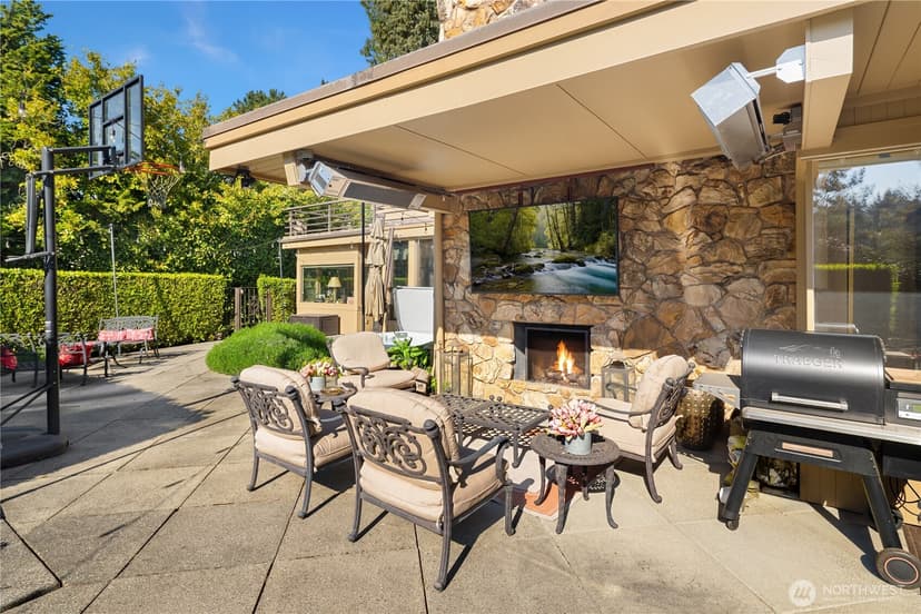 Property photo for 3111 Hunts Point Circle, Hunts Point photo 10
