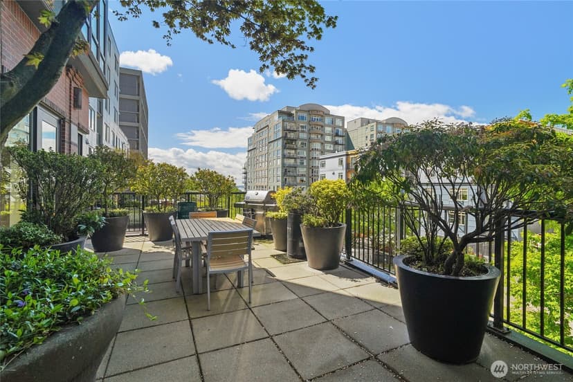 Property photo for 2721 1st Avenue #906, Seattle photo 38