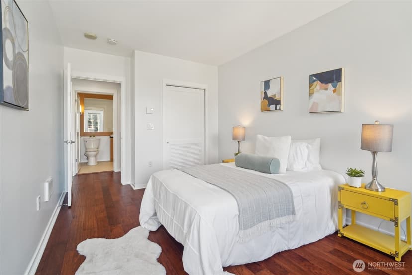 Property photo for 2721 1st Avenue #906, Seattle photo 18