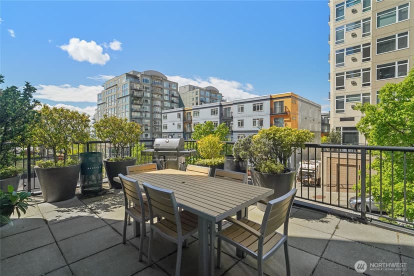 Property photo for 2721 1st Avenue #906, Seattle photo 37