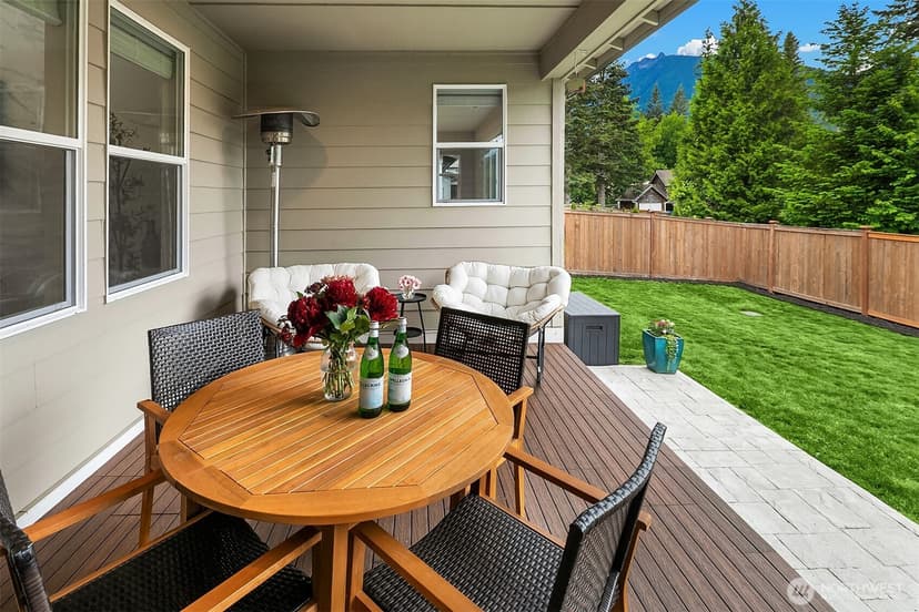 Property photo for 1796 Canyon Ave SE, North Bend photo 24