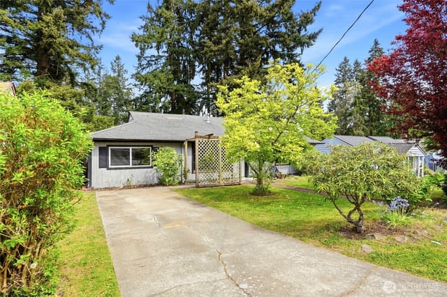 Property photo for 5705 238th Street SW, Mountlake Terrace photo 3