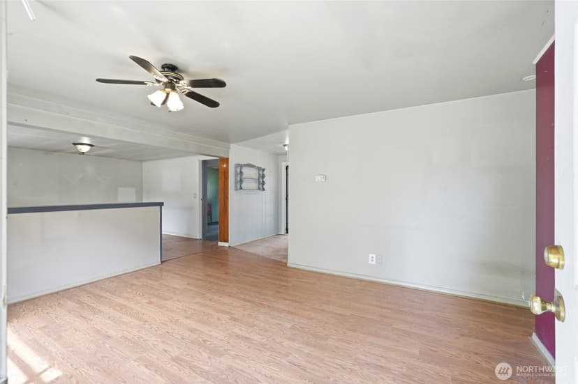 Property photo for 5705 238th Street SW, Mountlake Terrace photo 7