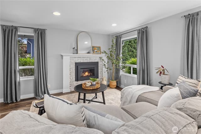 Property photo for 7848 NE 146th Street, Kenmore photo 3