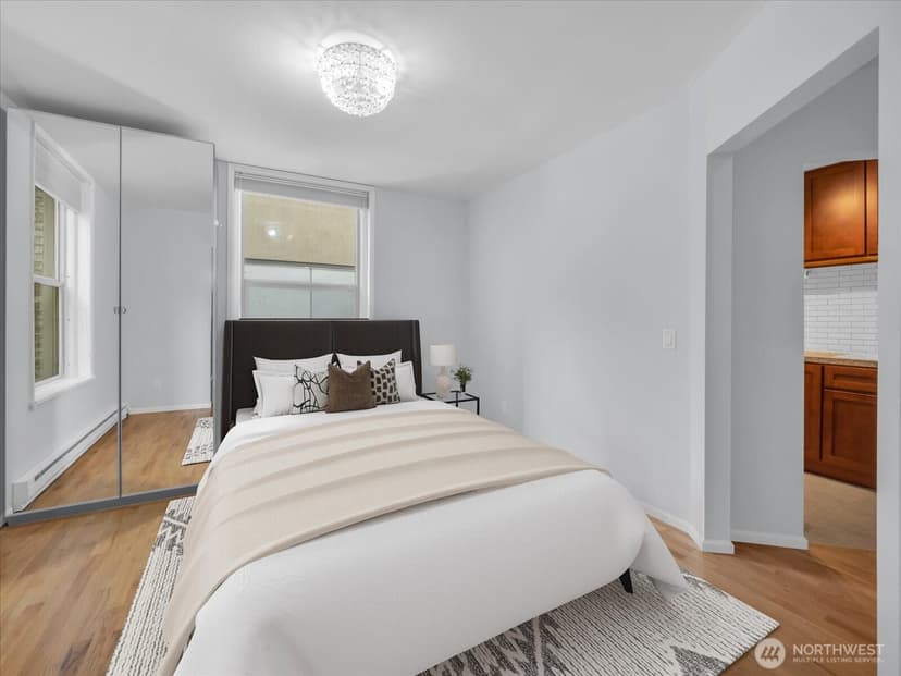 Property photo for 7 Harrison Street #17, Seattle photo 7