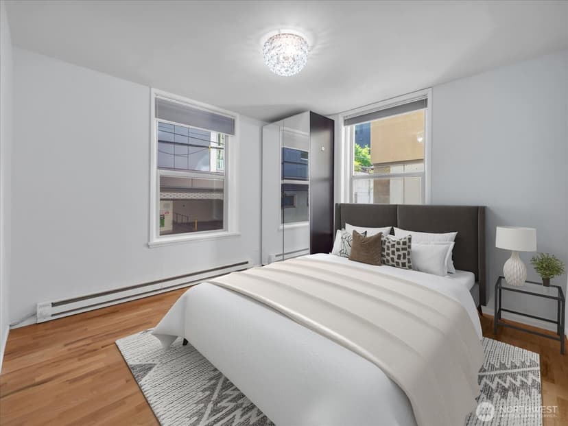 Property photo for 7 Harrison Street #17, Seattle photo 6