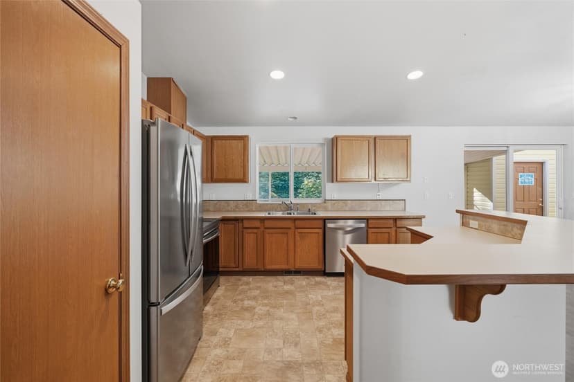 Property photo for 6201 SE Mile Hill Drive, Port Orchard photo 15