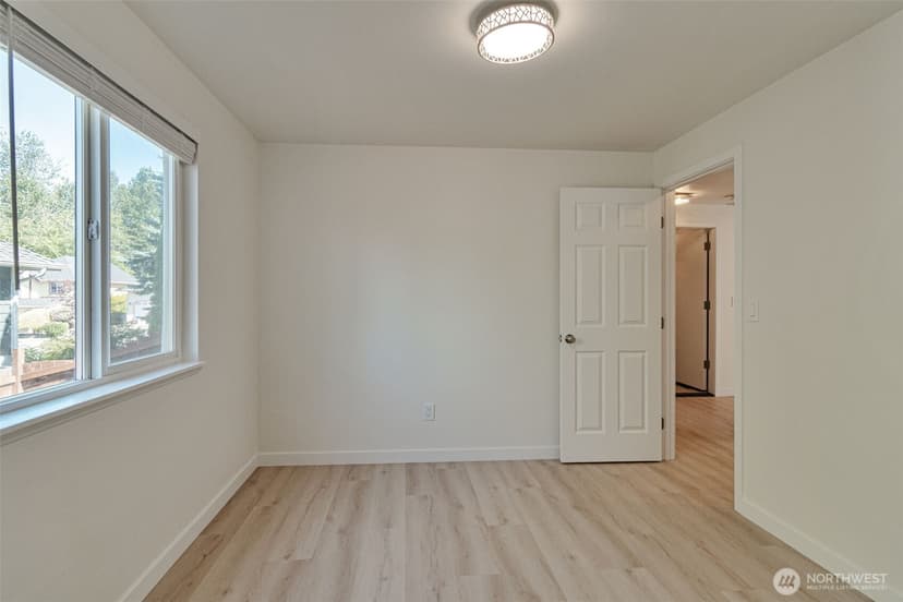 Property photo for 4504 220th SW Street SW, Mountlake Terrace photo 14
