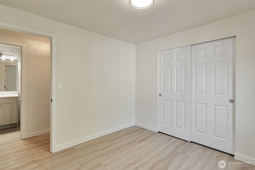 Property photo for 4504 220th SW Street SW, Mountlake Terrace photo 13