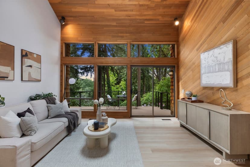 Property photo for 11730 Clearview Dr, Edmonds photo 12