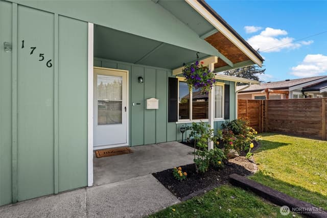 Property photo for 1756 S 42nd Street, Tacoma photo 2
