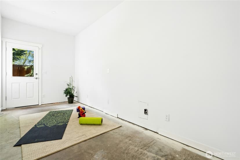 Property photo for 174 Countryman Drive, Monroe photo 29